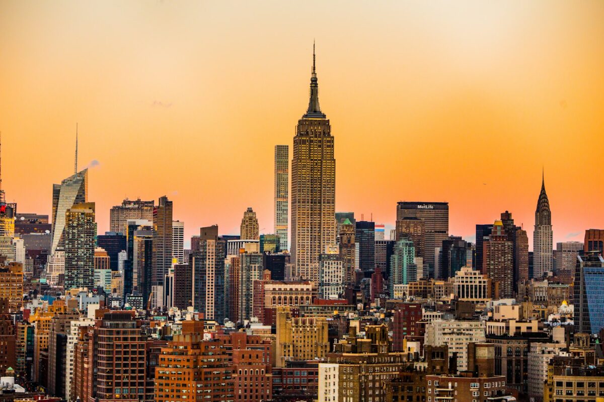 DV-2027 Diversity Visa Lottery for African applicants New York skyline