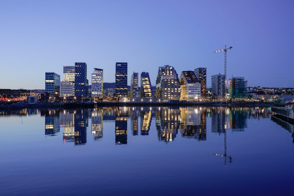 Norway Skilled Worker Permit 2026 Oslo skyline pathway for African engineers