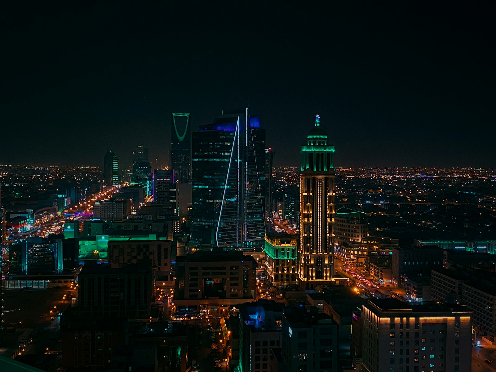 Saudi Premium Residency work permit rule 2026 for expats living in the Riyadh skyline
