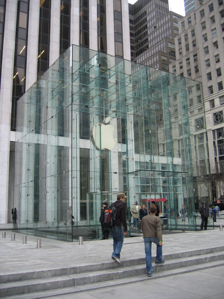 Apple’s App Tracking Rules Just Landed It a $2.7 Billion UK Lawsuit