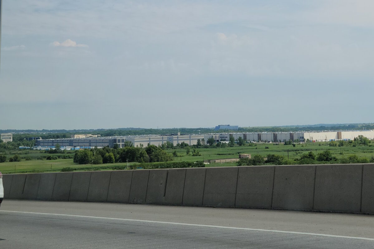 Amazon fulfillment center exterior linked to the FTC Amazon advertiser overcharging case
