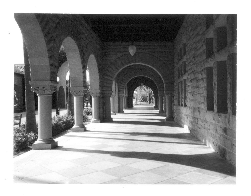 Stanford campus, home of the fully funded award behind the Knight-Hennessy Scholars deadline