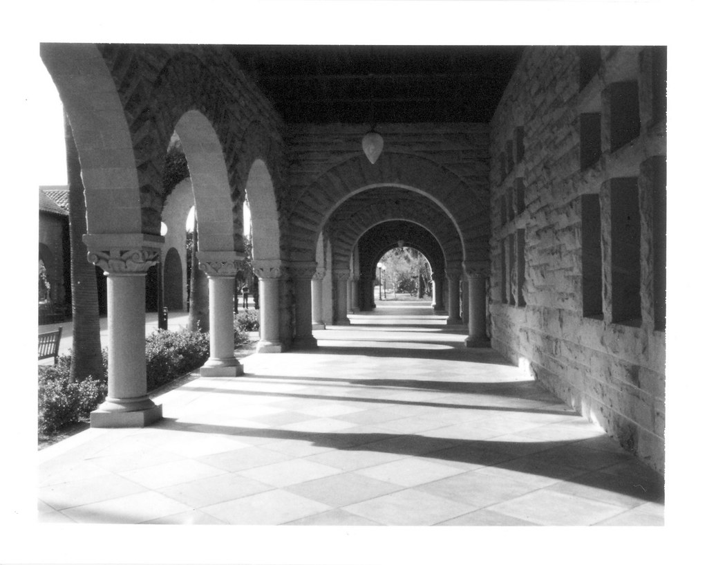 Sandstone arcade at Stanford, the campus behind the Knight-Hennessy Scholars deadline