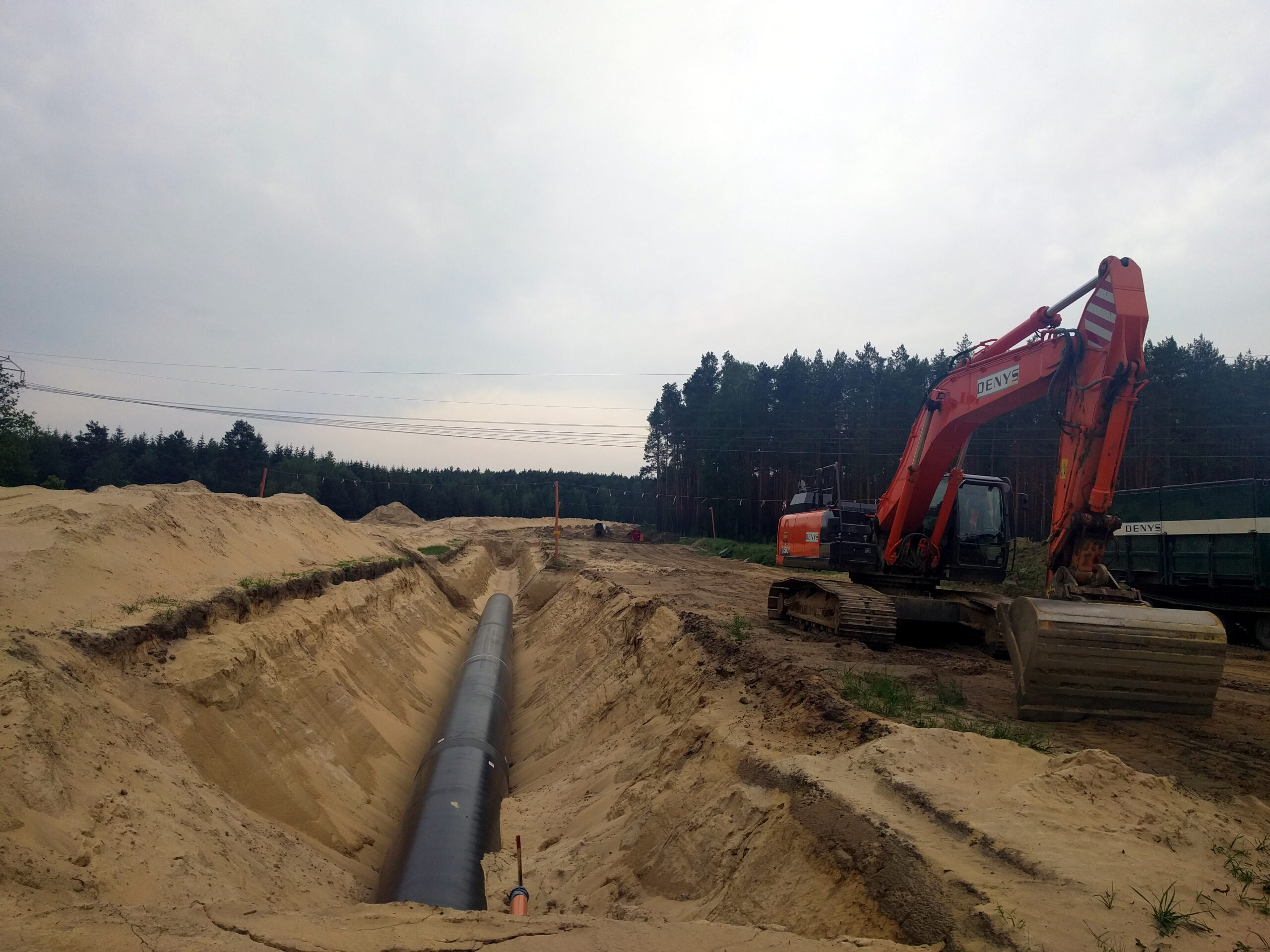 Pipeline construction site tied to the Oracle Project Jupiter delay in New Mexico