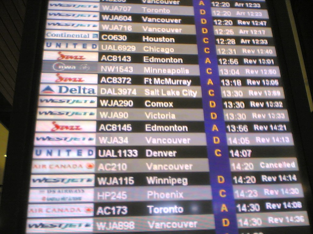 UK airport travel disruption