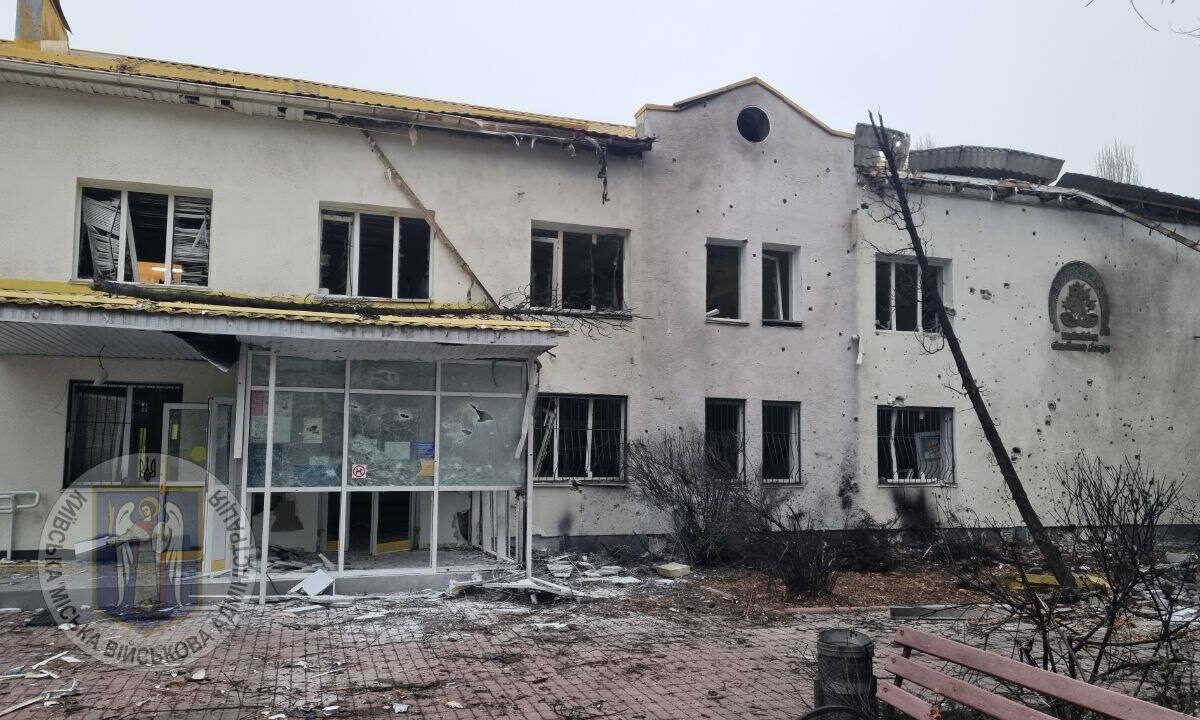 Ukraine weapons depot strike