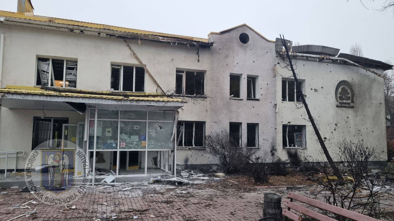 Ukraine weapons depot strike