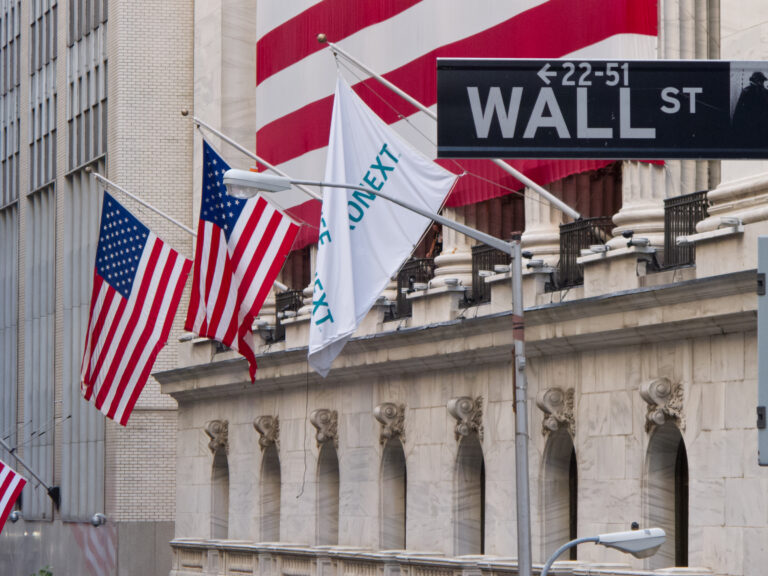A Hot Jobs Report Just Rattled Wall Street’s Rate-Cut Hopes