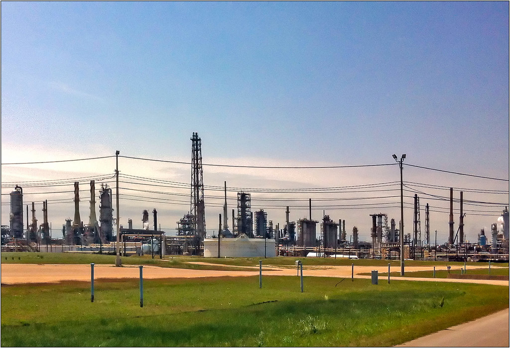 Oil pump jacks in operation, relevant to the OPEC+ November output decision for 2026