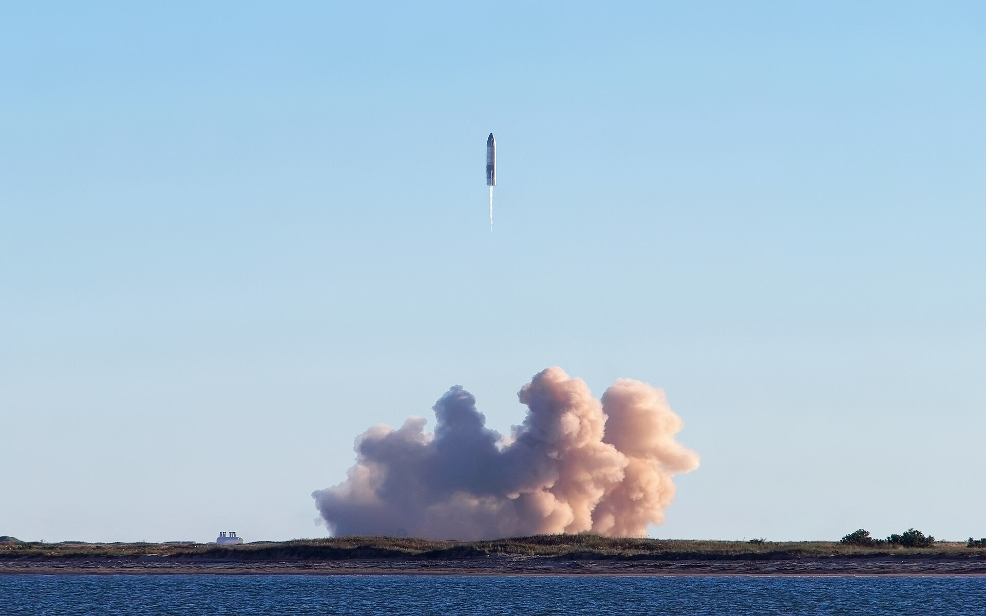 Starship launch tied to SpaceX Q3 2026 earnings growth