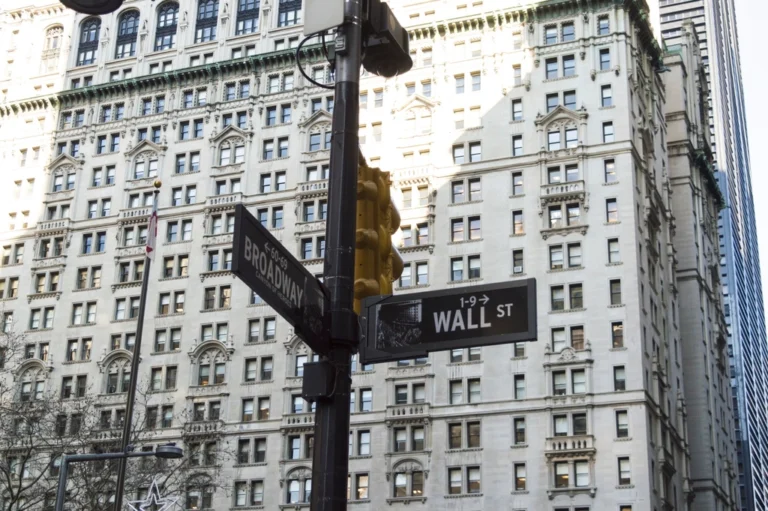 Wall Street’s Biggest Banks Report in a Week. The Bar Is Now Very High